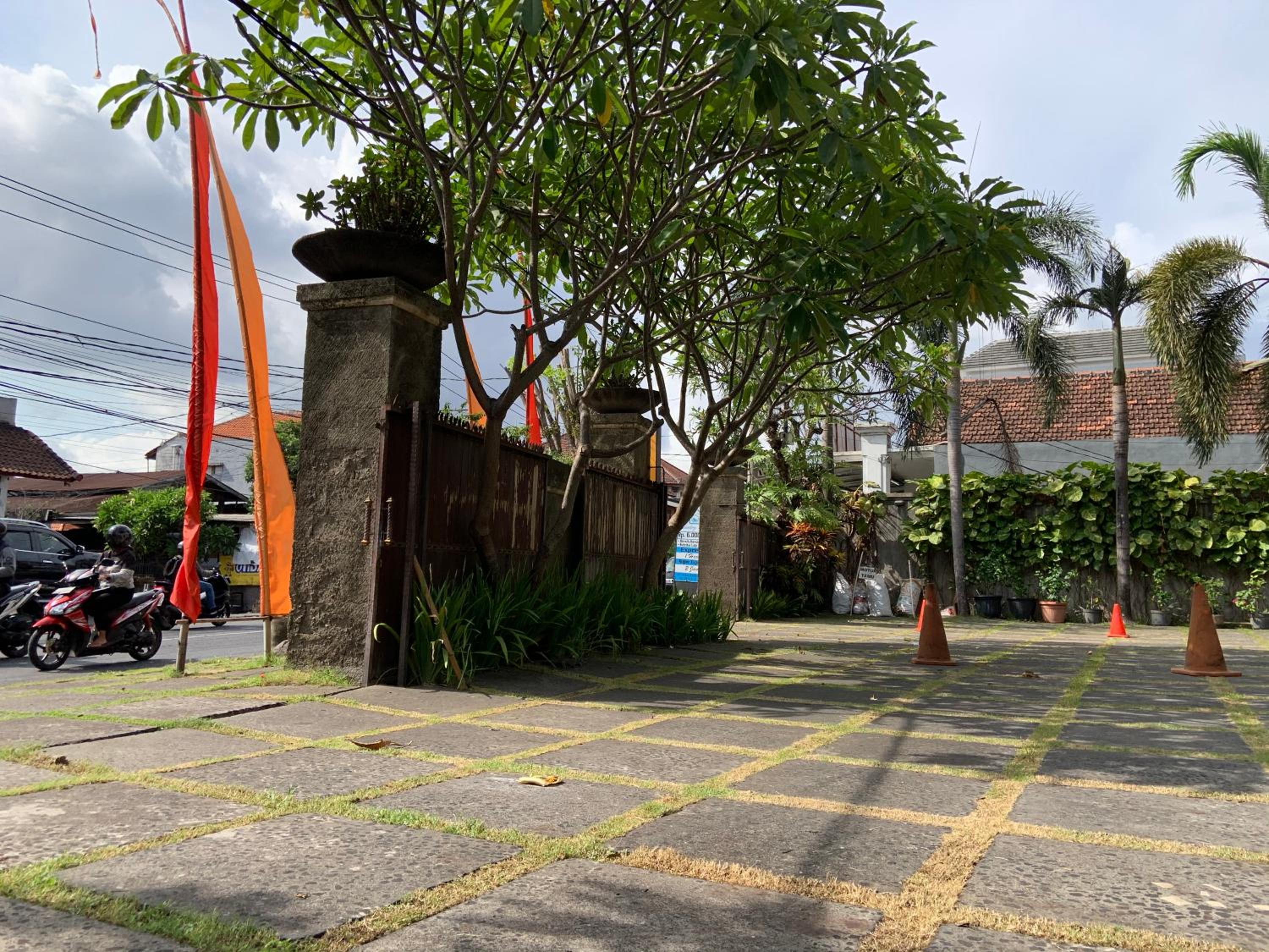Nirwana Hotel 28/35