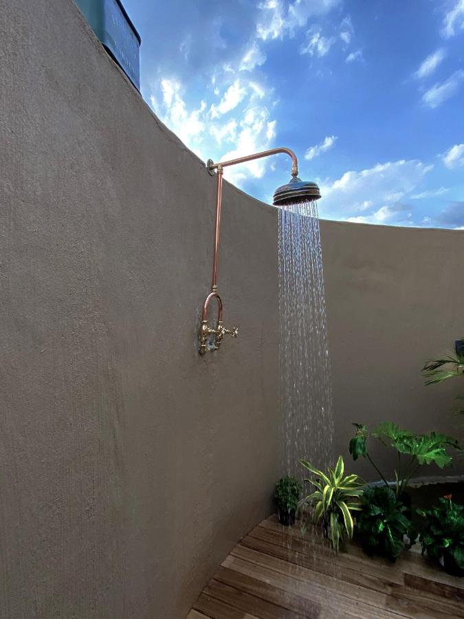 Lira Boutique Lodge 3/44