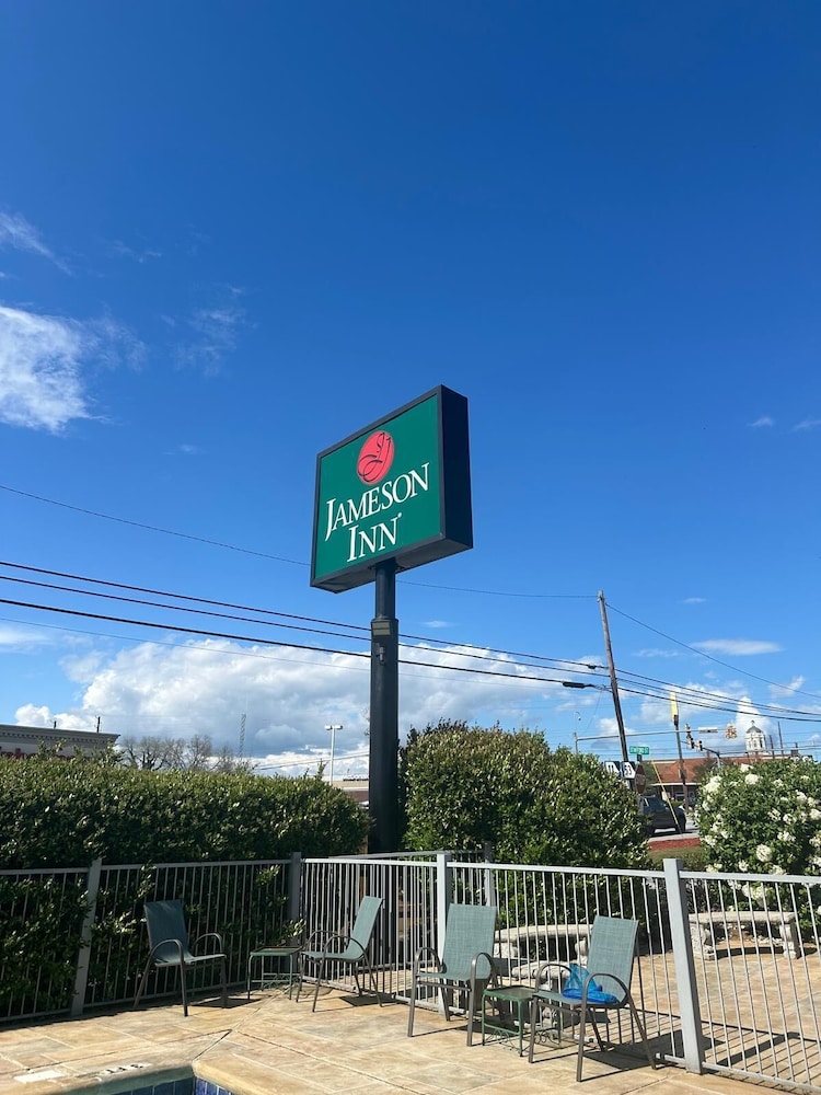 Jameson Inn Winder 54/60
