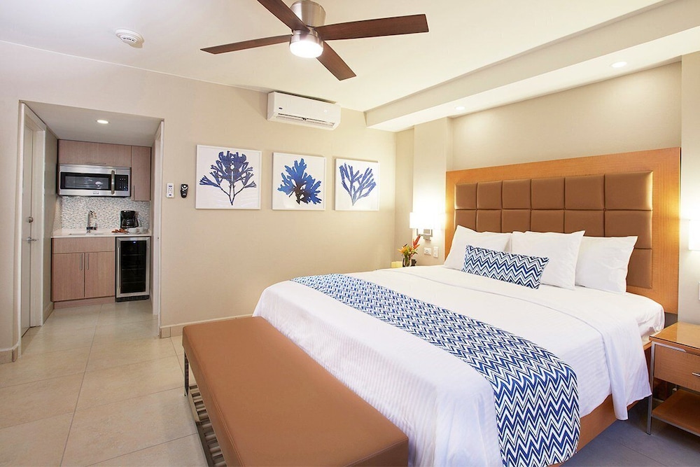 STANDARD, KING BED