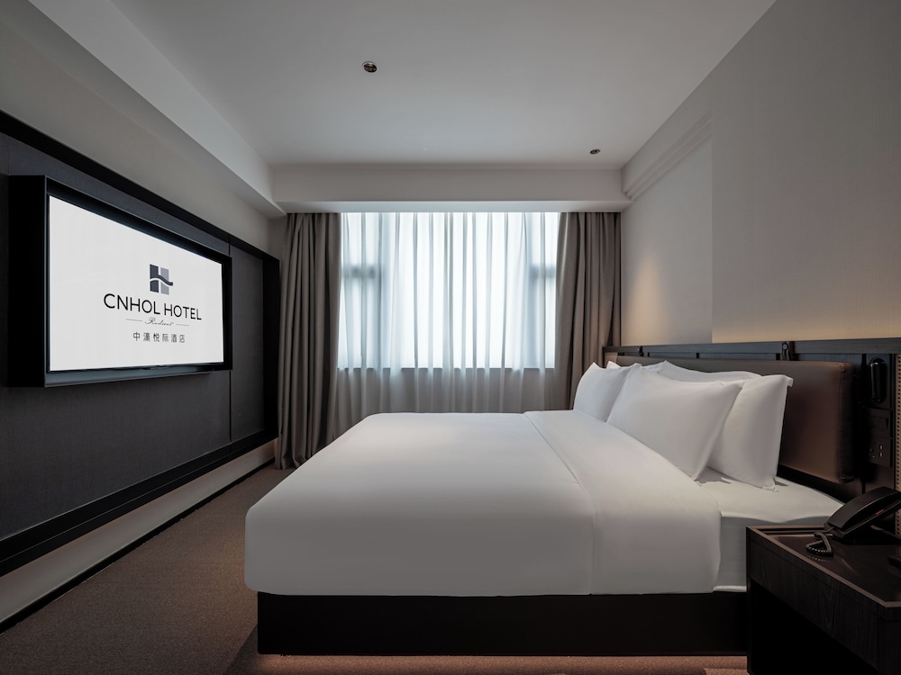 CNHOL RADIENT HOTEL (Shenzhen International Convention and Exhibition Center Branch) 12/42