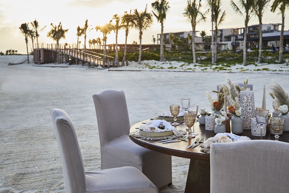 Etereo Auberge Resorts Collection 36/60