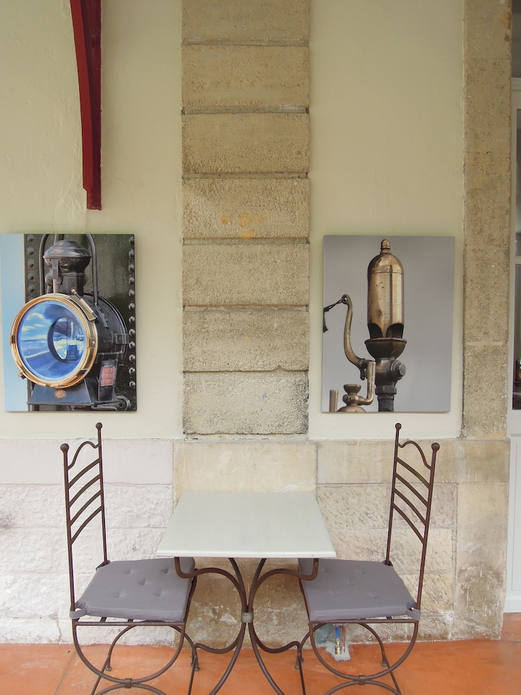 HOTEL DE L'ESTELOU 3/40