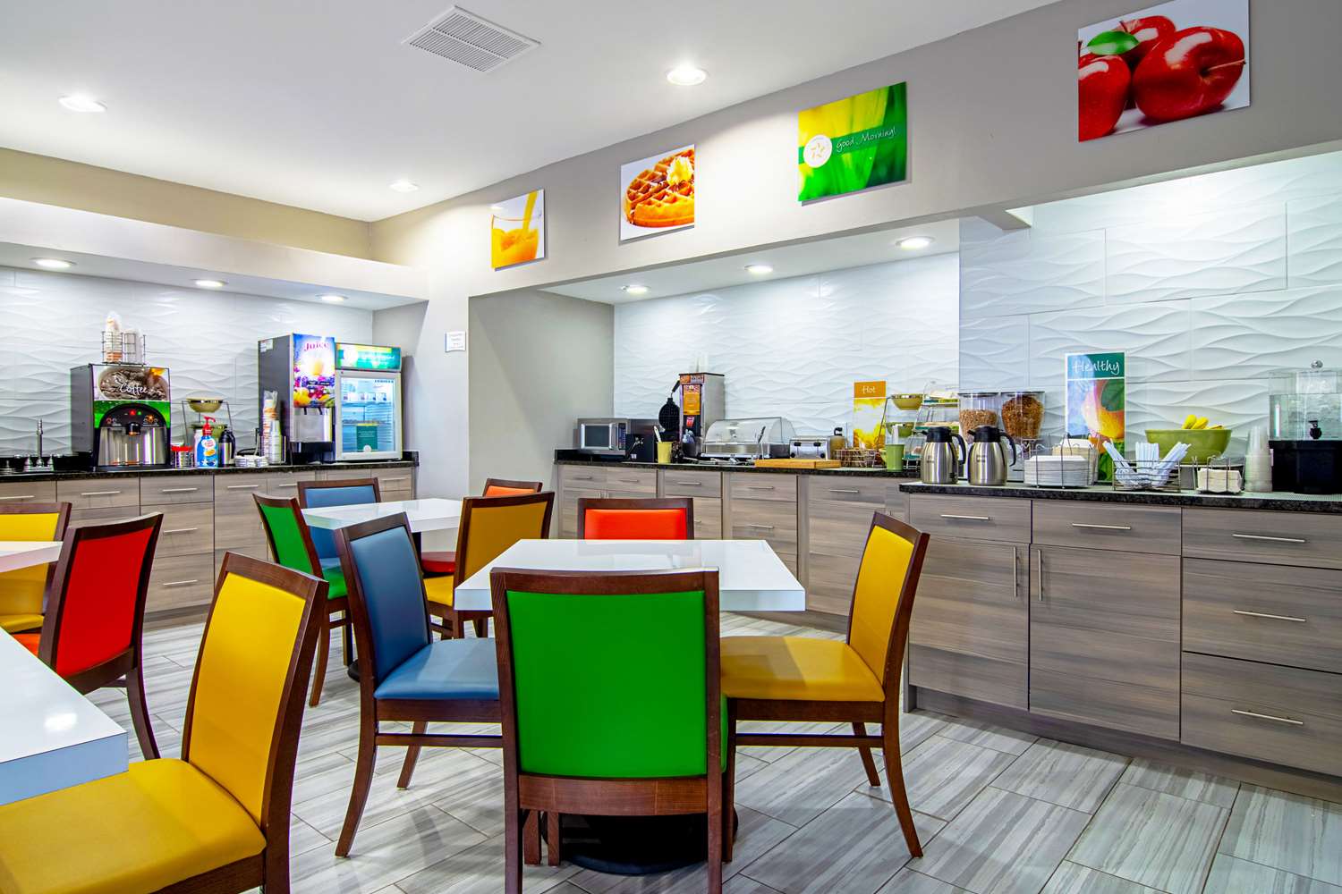 restaurant cafeteria