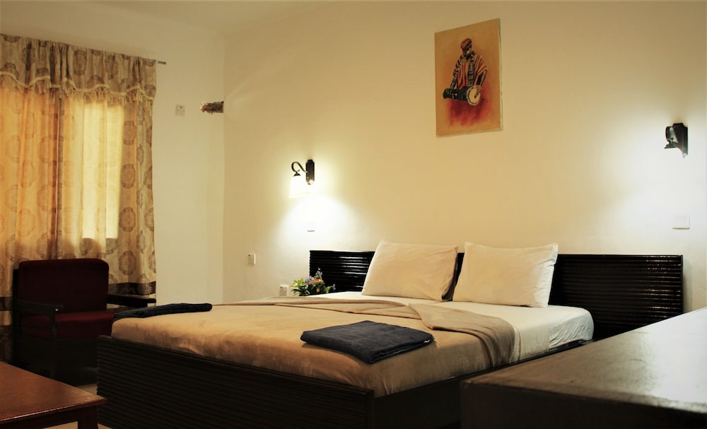 Badala Park Hotel 12/34