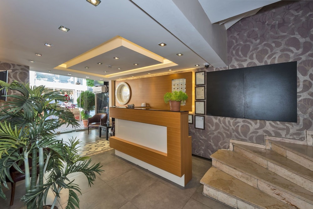 Erbazlar Hotel 7/45