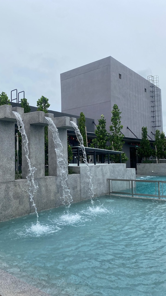 Iconic Regency Service Residences, managed by Iconic Hotel 46/53
