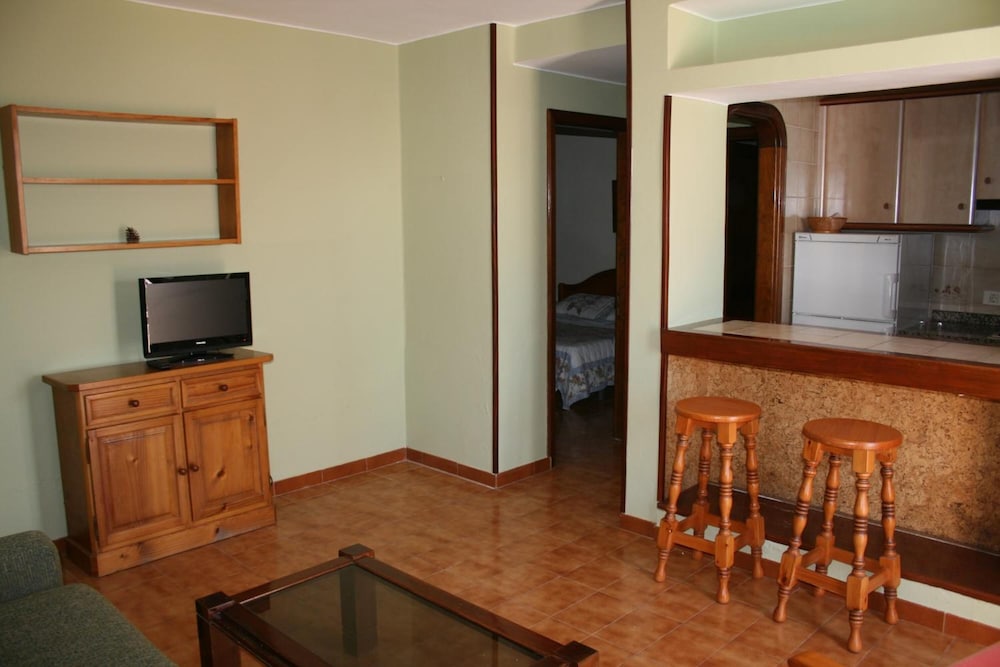 Las Acacias Apartments 21/32