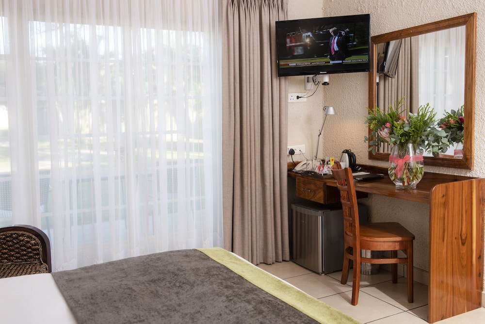 Palm Park Hotel 17/32