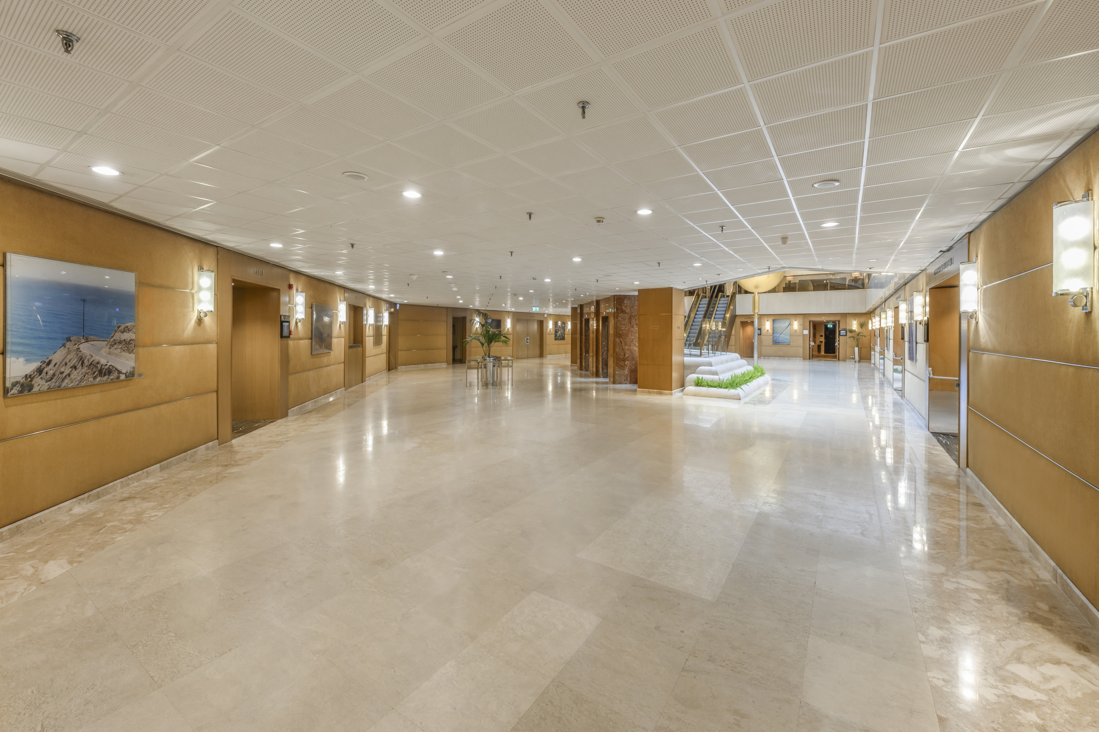 Athenaeum Intercontinental Hotel 4/50