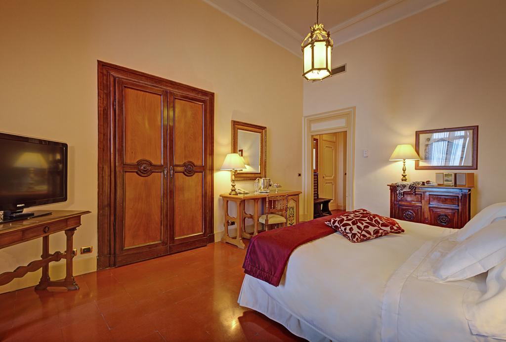 Junior Suite, Twin Beds, Plunge Pool