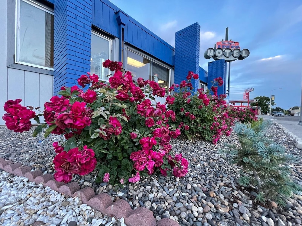 Capital O Budget Inn Ontario I-84 46/52