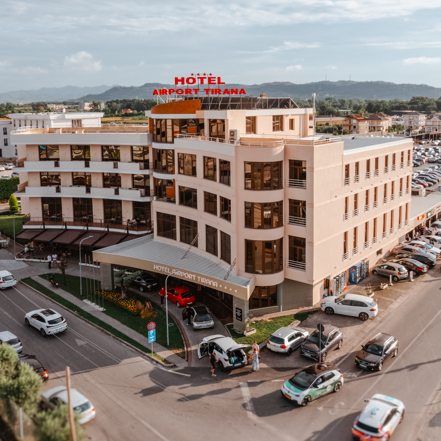 Hotel Airport Tirana in Nikel