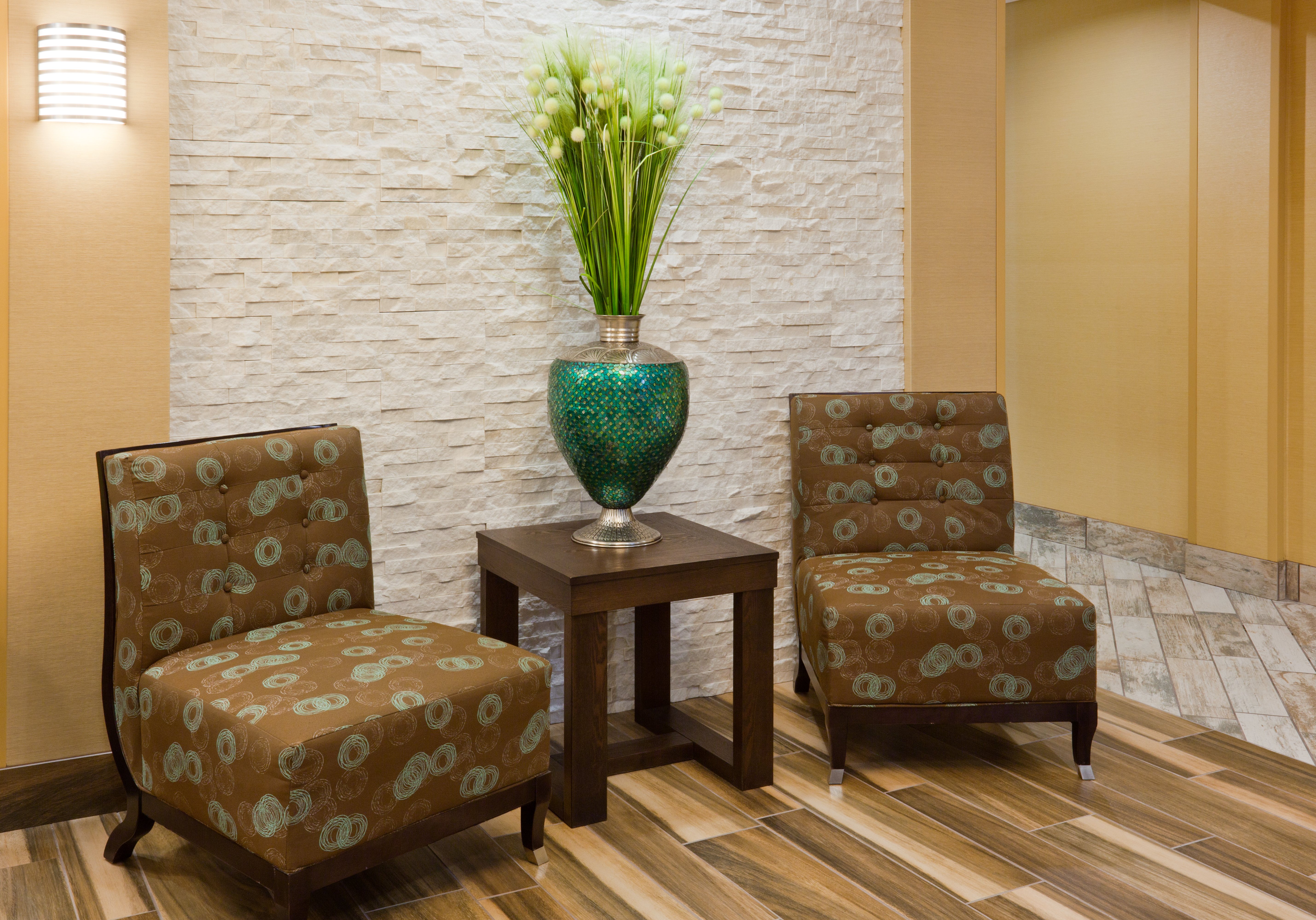 Holiday Inn Express & Suites Davenport, an IHG Hotel 18/26