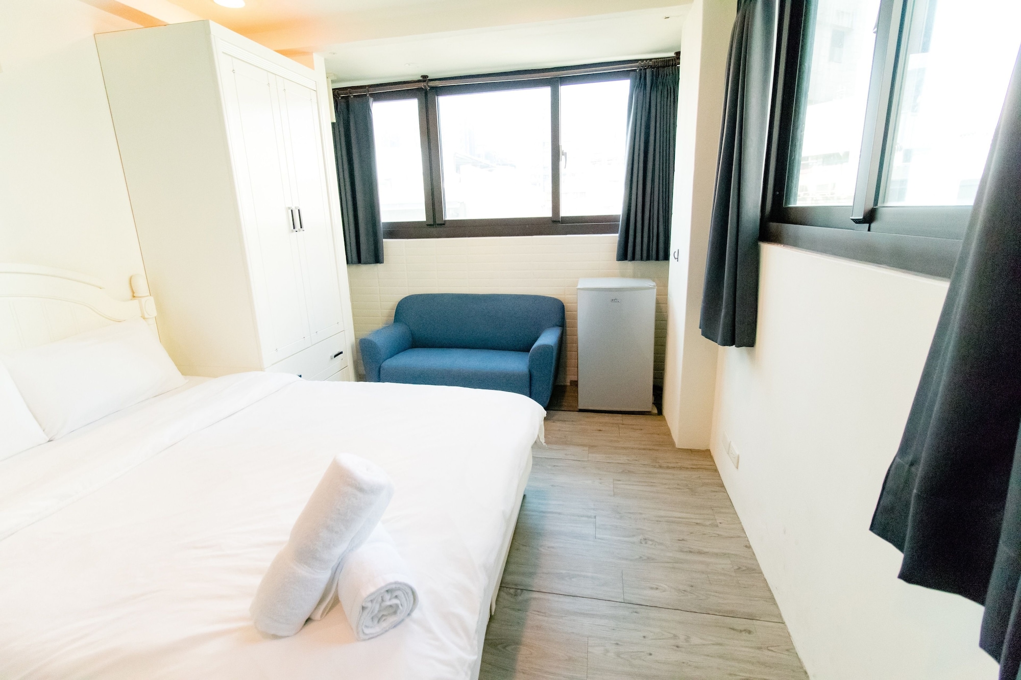 ECONOMY, DOUBLE BED