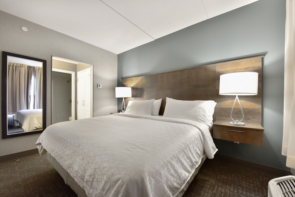 Staybridge Suites Waterloo - St. Jacobs Area 26/78