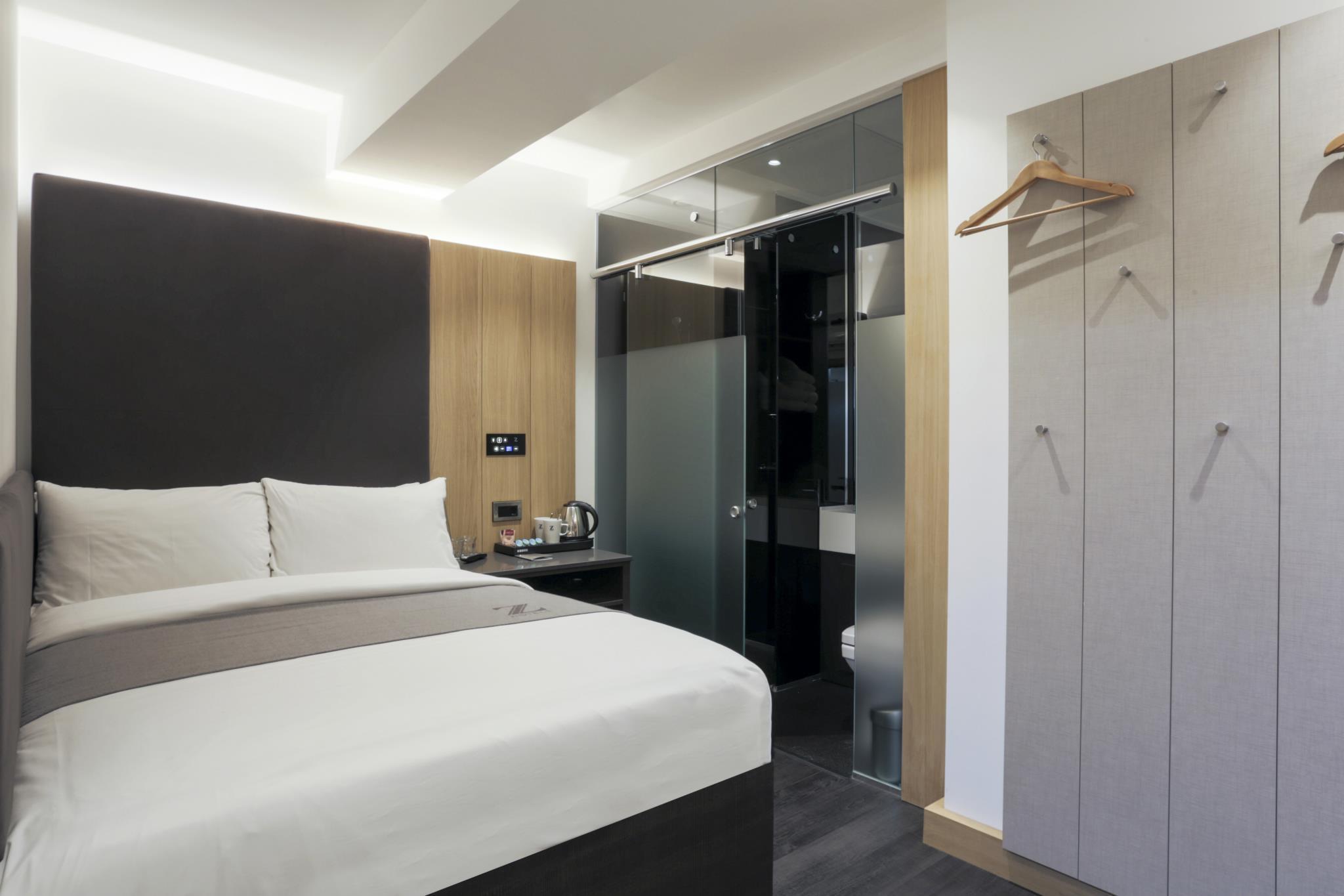 Inner, Z, Double Bed