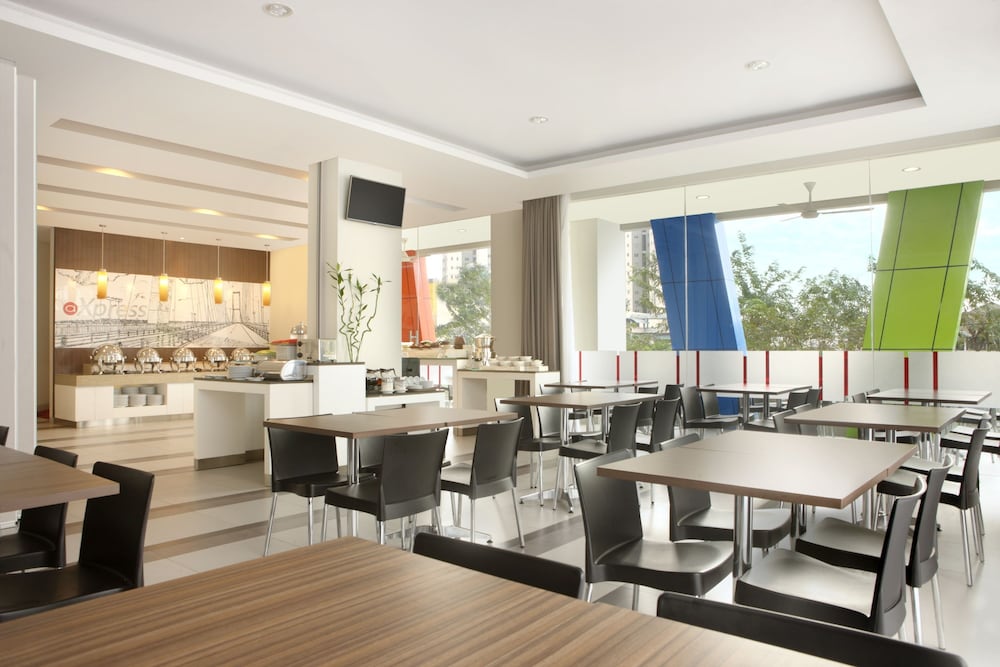 Amaris Hotel Margorejo Surabaya 26/32