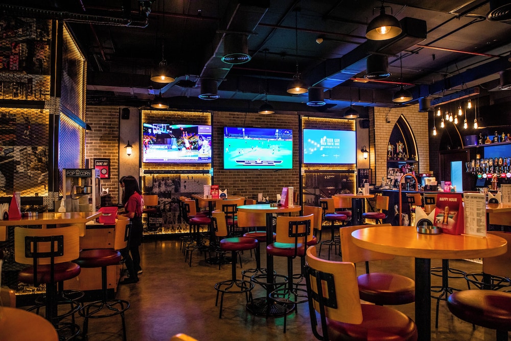 restaurant cafeteria