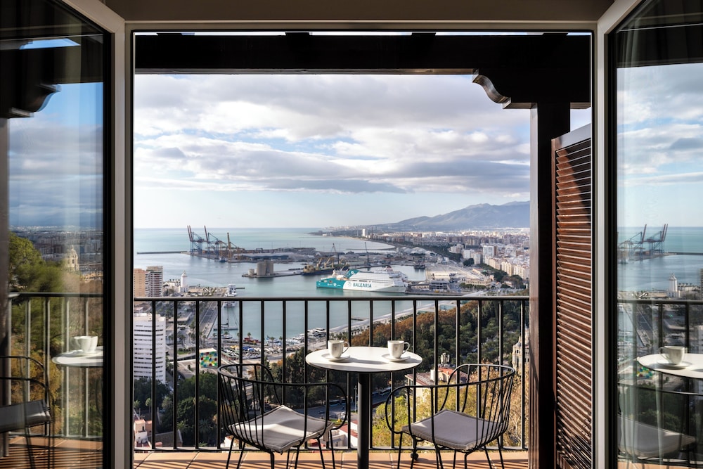 Parador de Malaga Gibralfaro Hotel 47/59