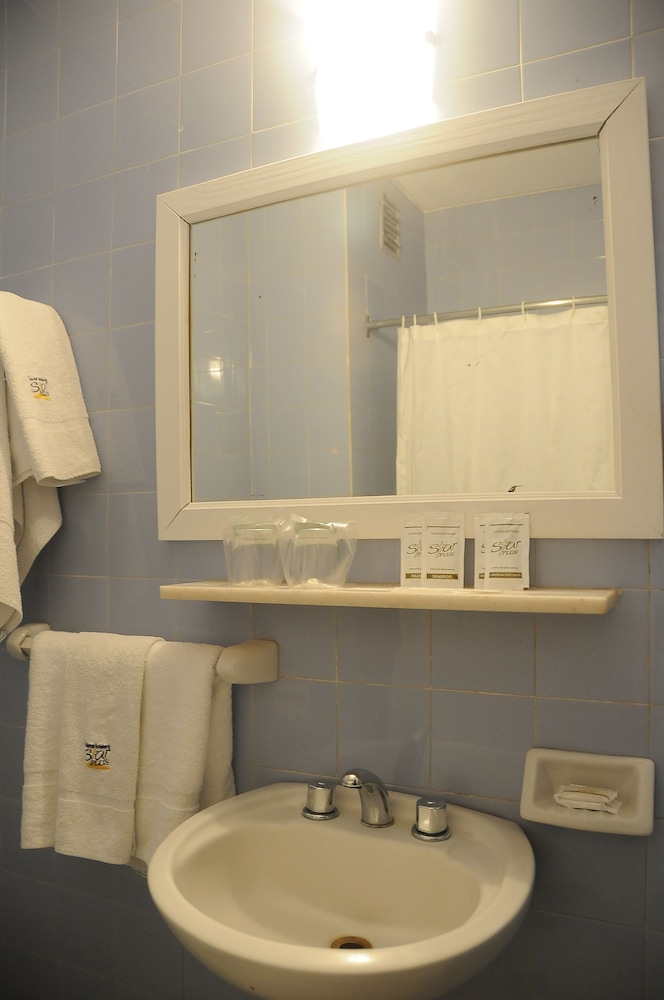 O2 Hotel Gualeguaychu 43/45