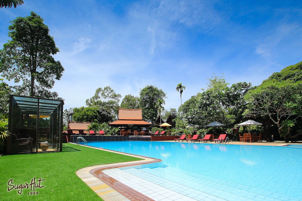 Sugar Hut Resort 41/74