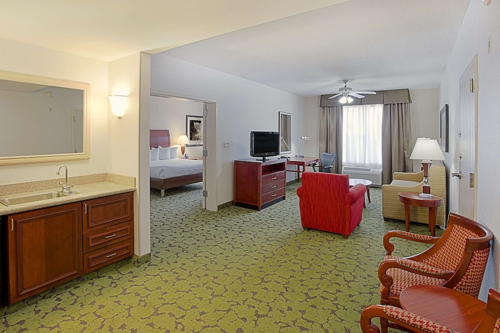 Hilton Garden Inn Bloomington, IN 43/78