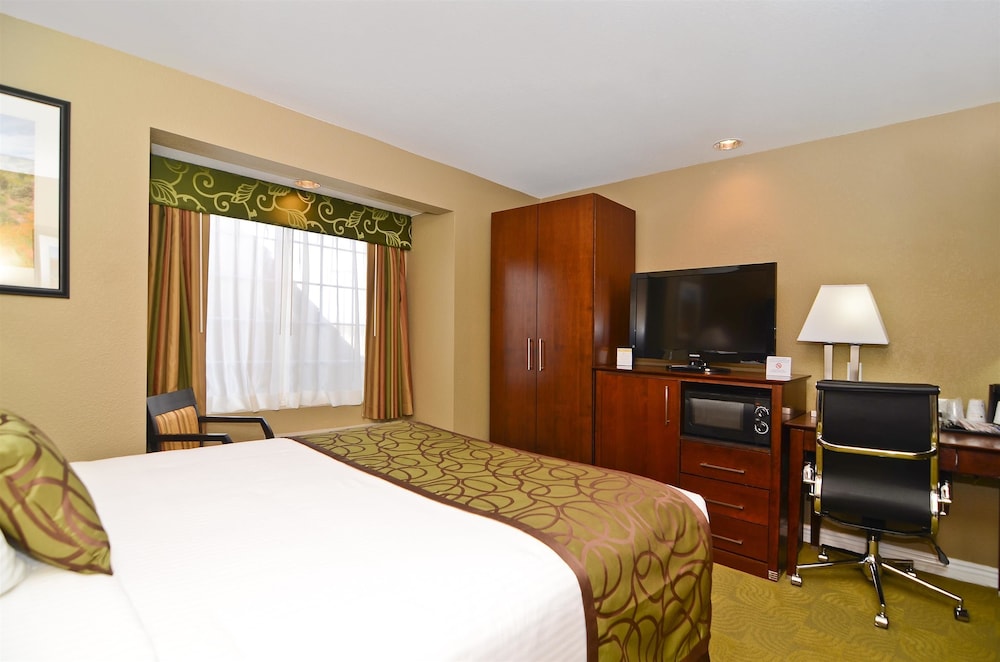 Best Western California City Inn & Suites 10/26