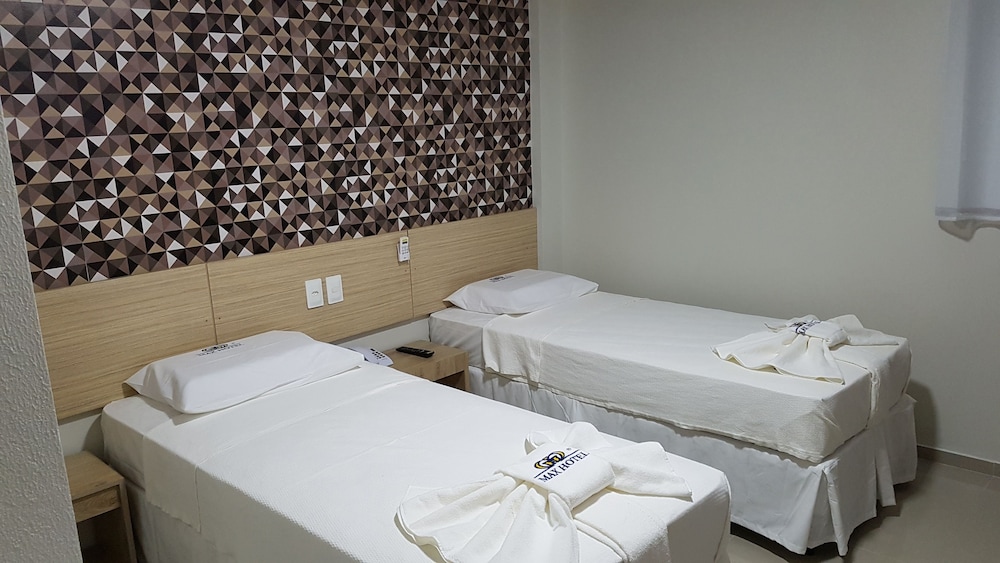 Max Hotel 35/35