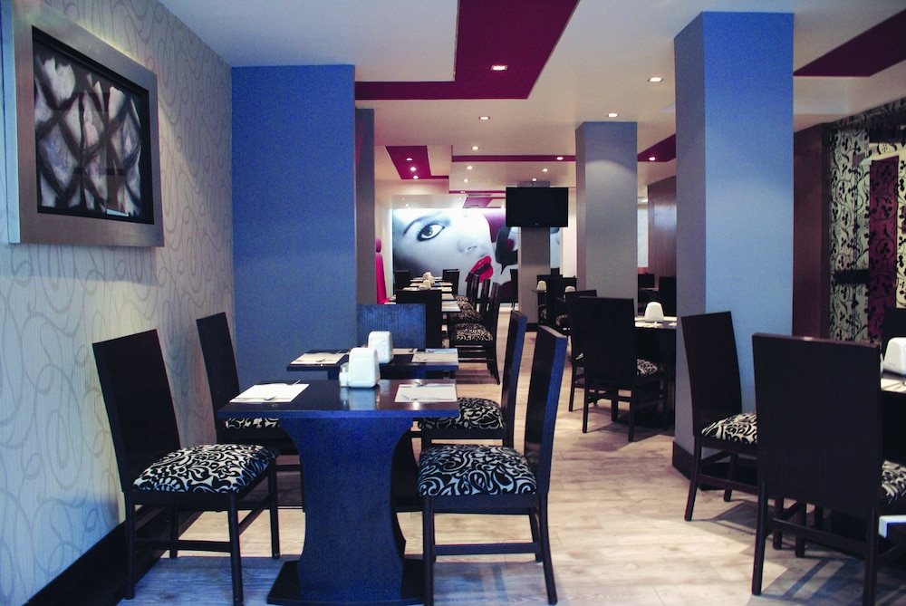 Regente Hotel 39/44