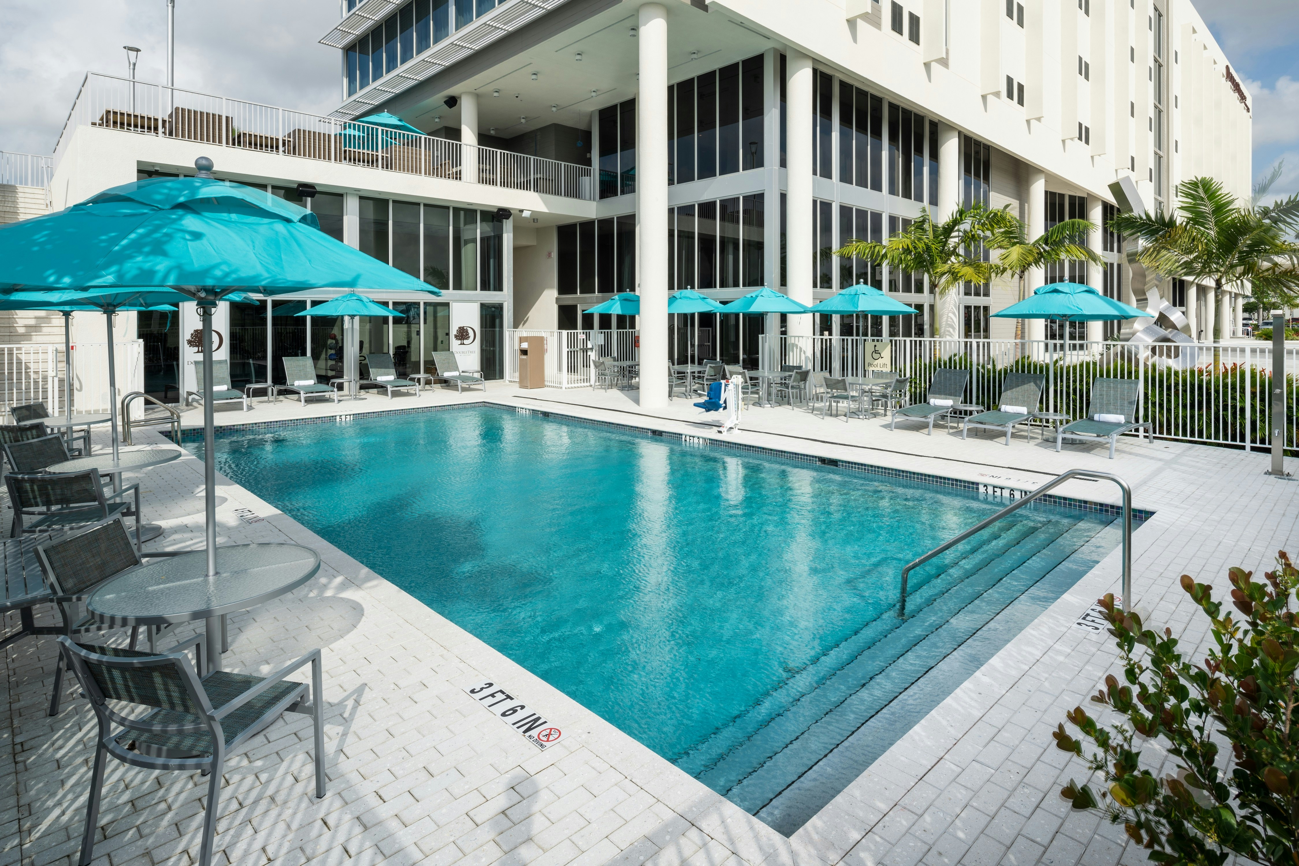 Doubletree By Hilton Miami Doral 44/44