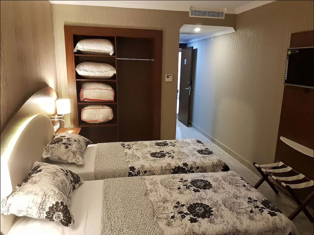 Hotel Rue D'or 38/58