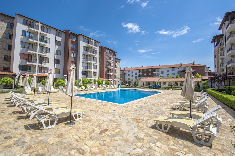 Apollon Apartments 33/41