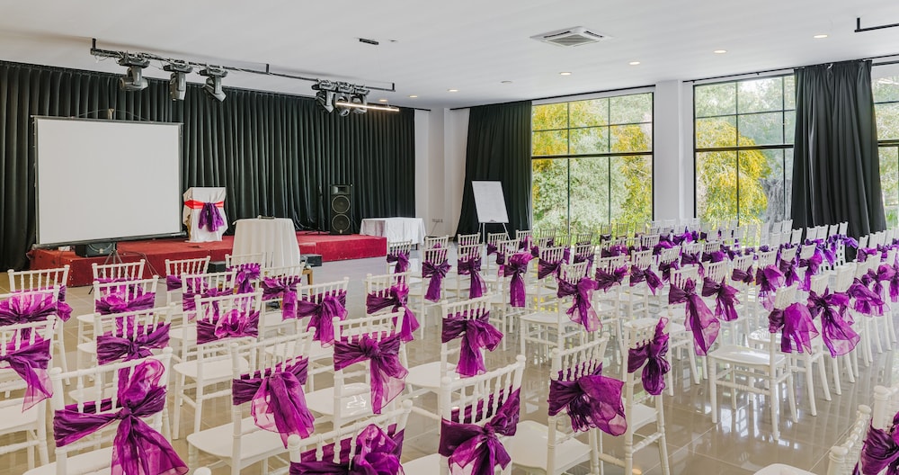 Uptown Buyuk Anadolu Girne Hotel 25/34