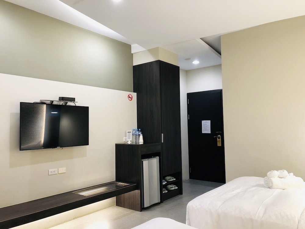 Baishatan Hotel 30/50