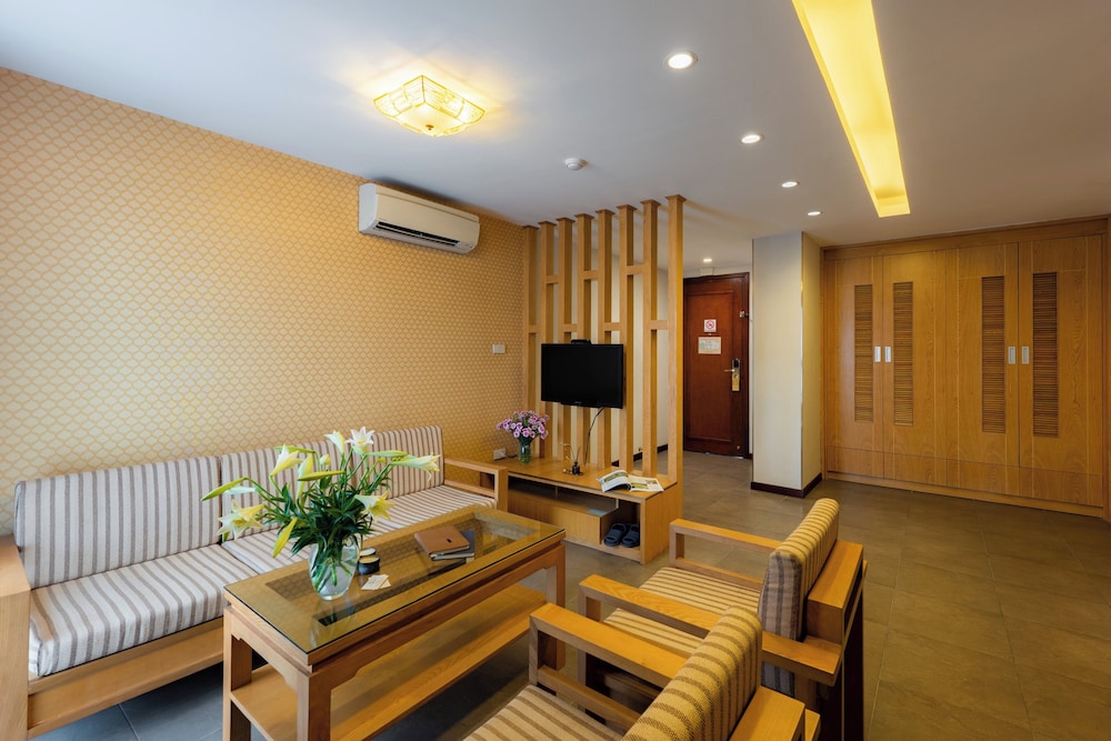 Riverside Hanoi Hotel 42/63