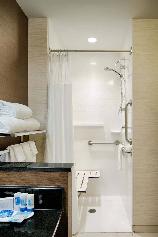 Fairfield Inn & Suites by Marriott Columbus Dublin 48/48