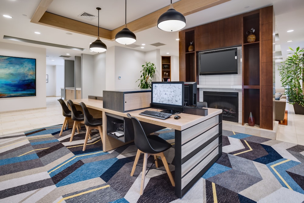 HYATT house Hartford North/Windsor 53/55