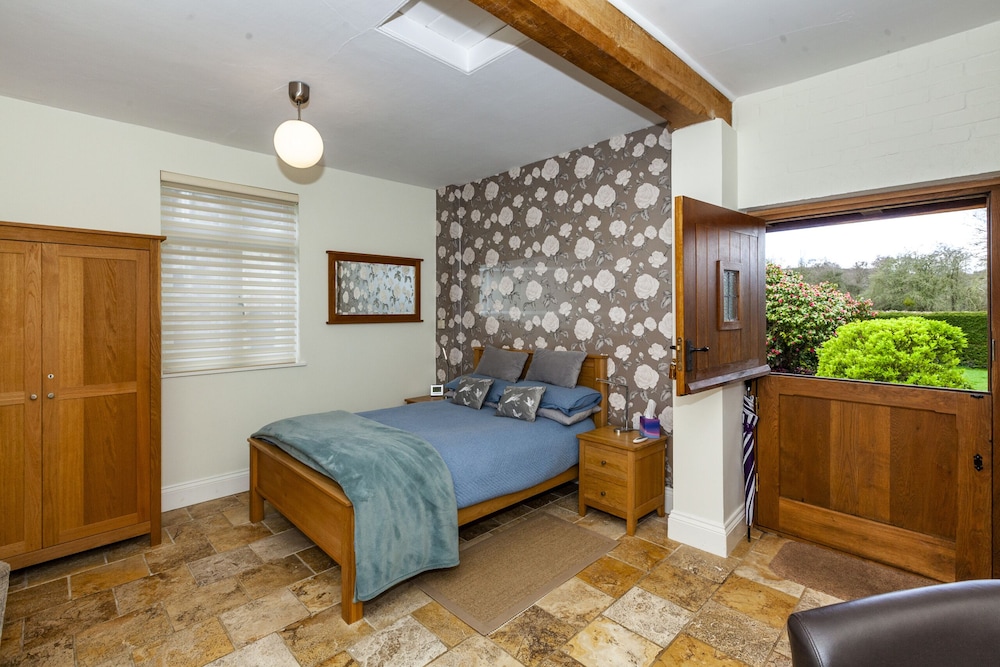 Apartment, Queen Bed, The Agent S House Bed Breakfast 2/7