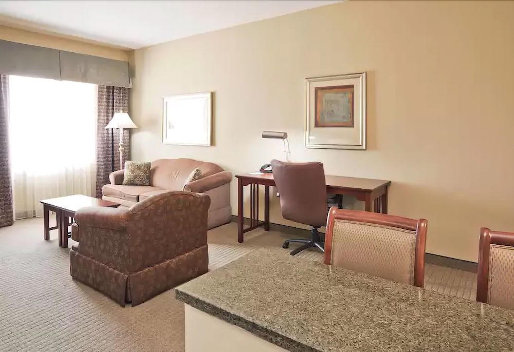 Westay Suites - Covington Mandeville 29/50