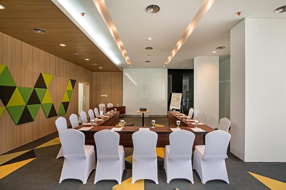 Arte Hotel Bandar Lampung 39/48
