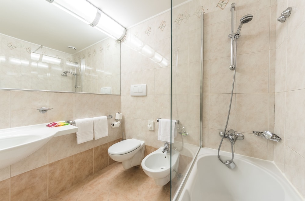Villa Fiorita Hotel 49/50