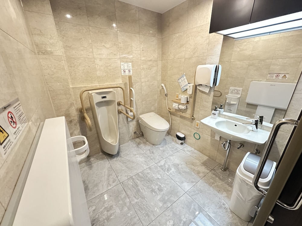 Toyoko INN Yokohama Shiei Chikatetsu Center Minamieki 43/45