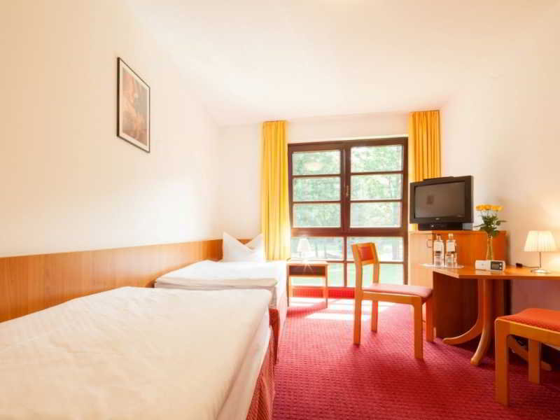 Kim Hotel im Park 11/54