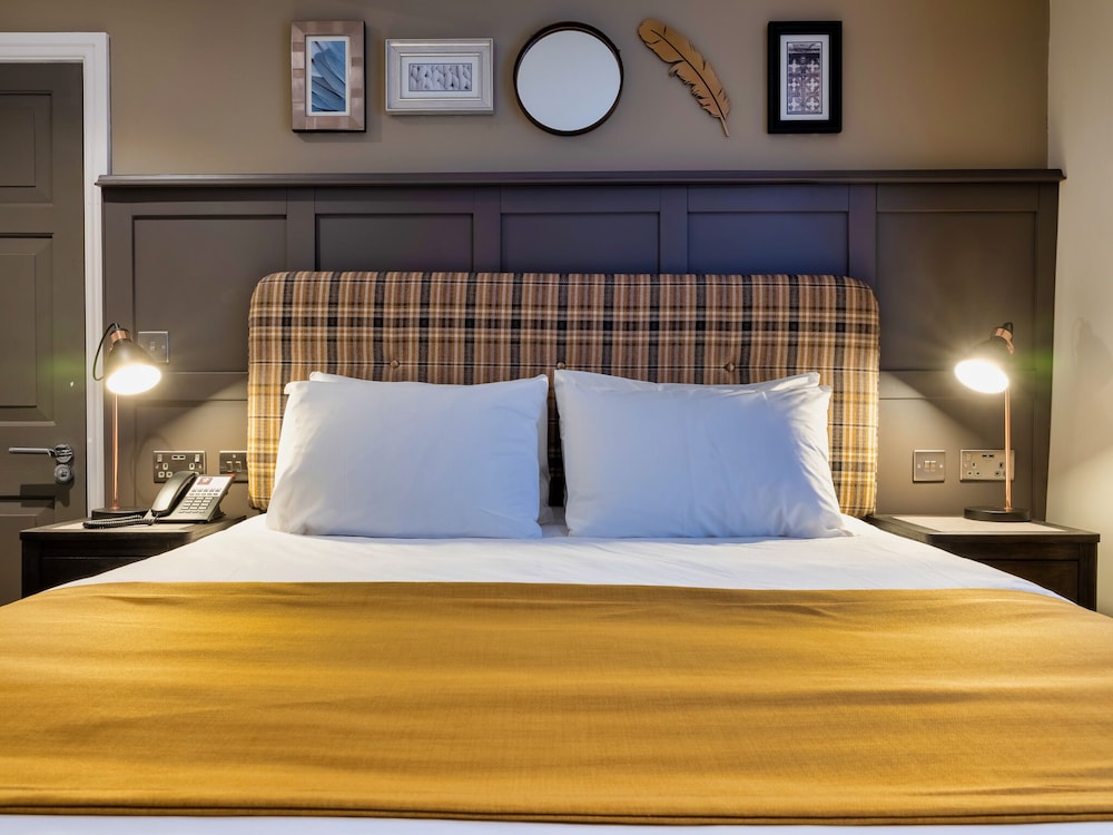 Almondsbury Interchange Hotel 16/31