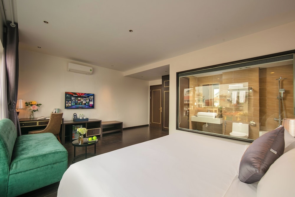 Paloma Hotel 15/51