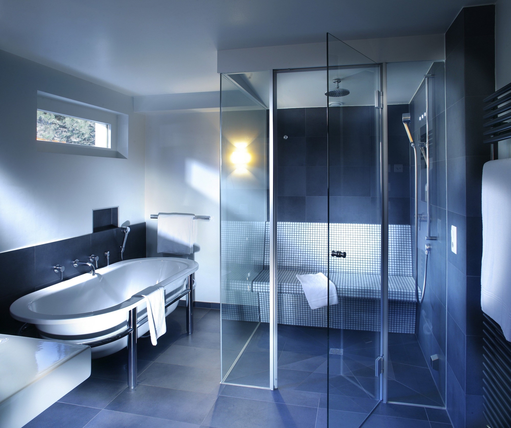 شقة بسريرين مزدوجين بغرفتي نوم مع أريكة، Hotel Arc En Ciel Gstaad 2/2