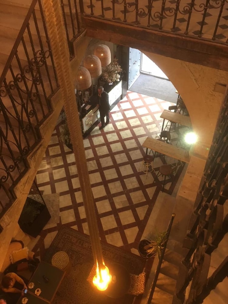 Boutique Alicante Palacete S.Xvii 29/48
