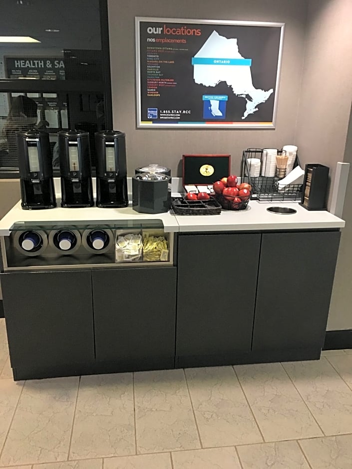 Residence & Conference Centre - Oakville 23/29