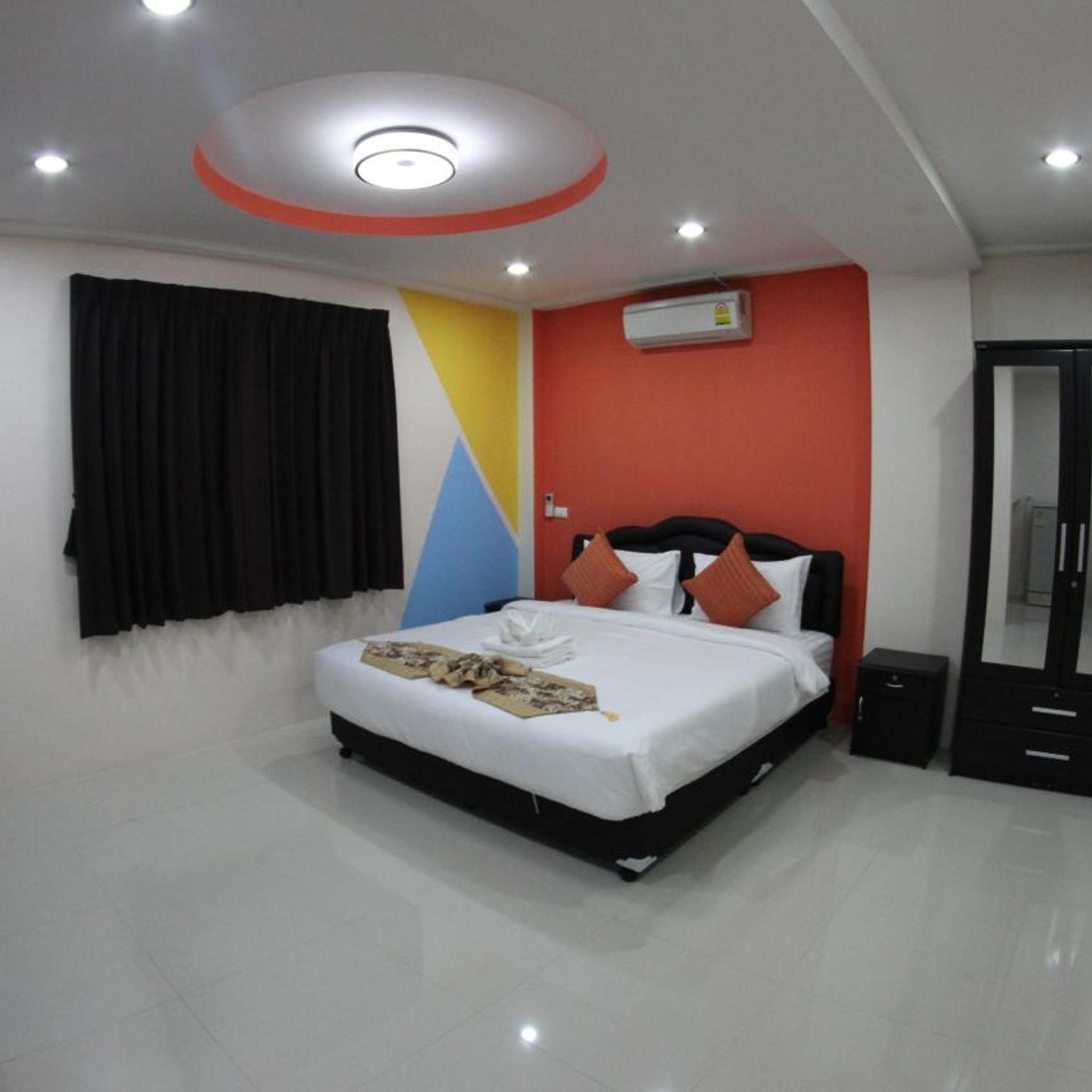 Deluxe, Double Bed, with Extra Bed